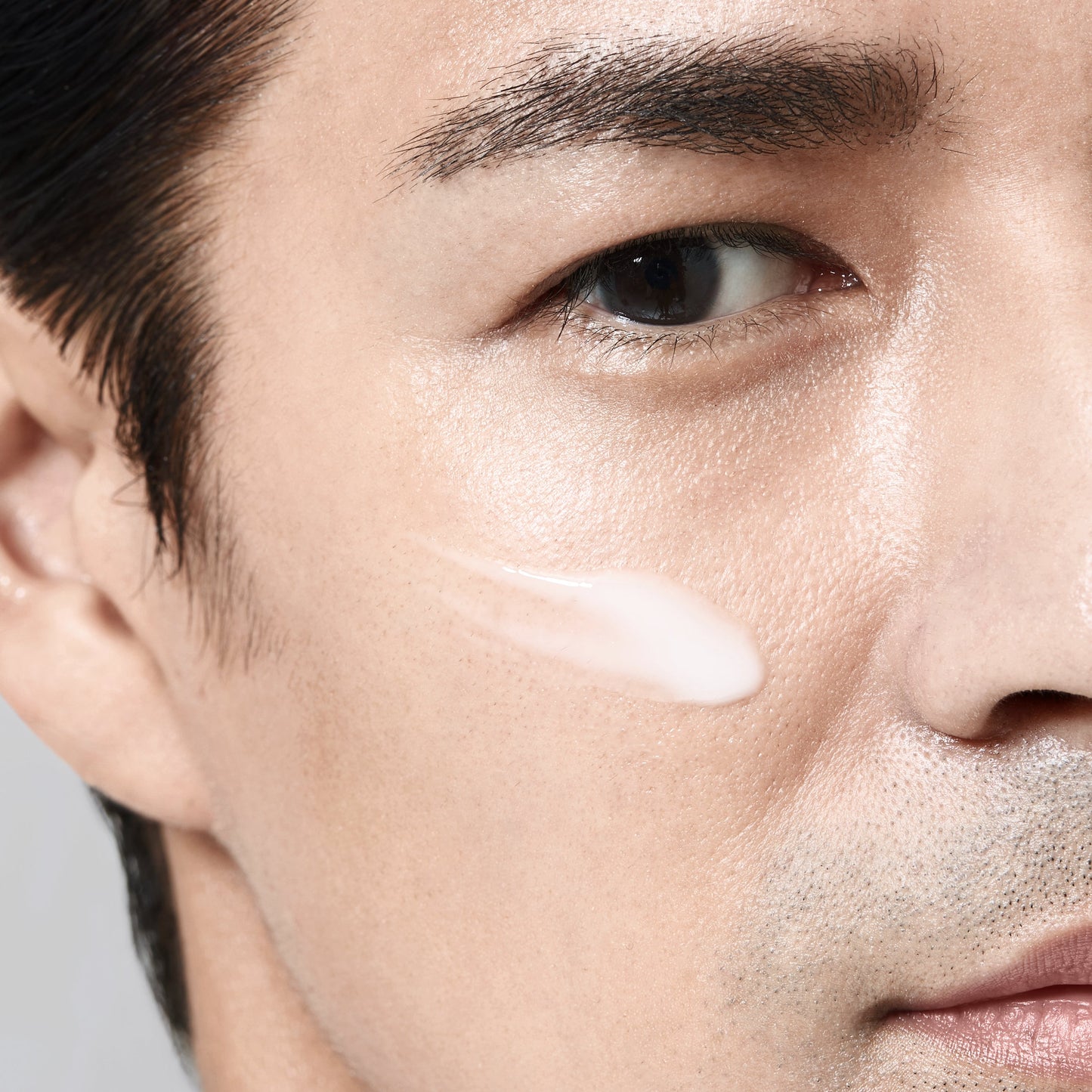 SHISEIDO - Fluide hydratant et énergisant ultra-léger