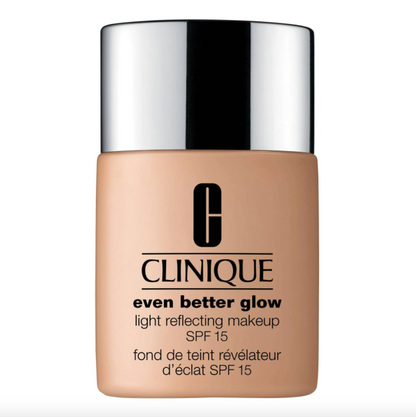 Clinique - Even Better Glow Fond De Teint Révélateur D'éclat SPF 15
