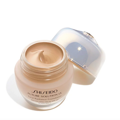 SHISEIDO - FUTURE SOLUTION LX TOTAL RADIANCE FOUNDATION
