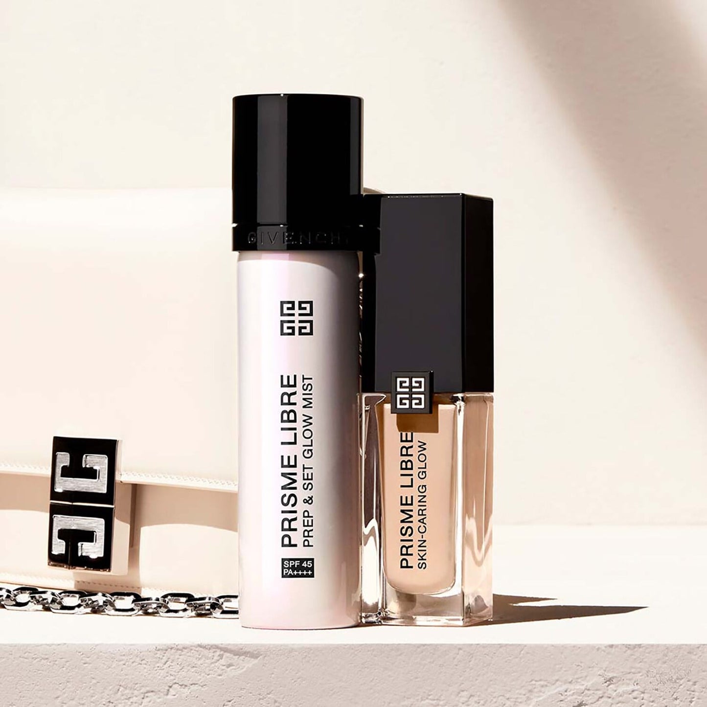 GIVENCHY - Prisme Libre Prep & Set Glow Mist - Spray base de teint et fixateur